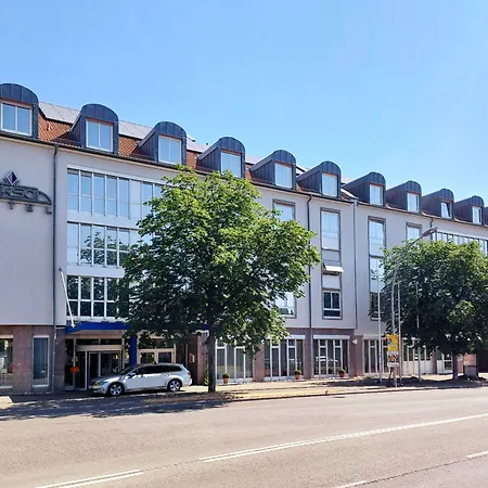 Erikson Hotel-2