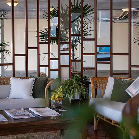 Beach Hotel Resort-3