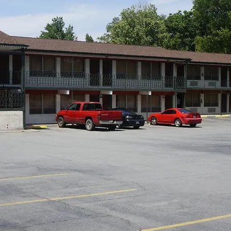 Budget Inn Malvern-2