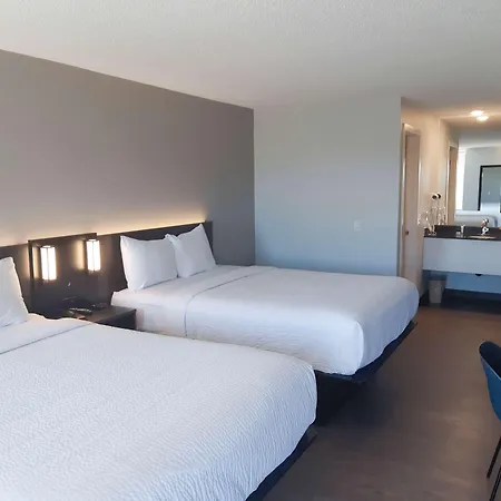 Motel 6 Brooks Ab-3