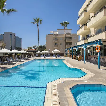 Kapetanios Limassol Hotel-3