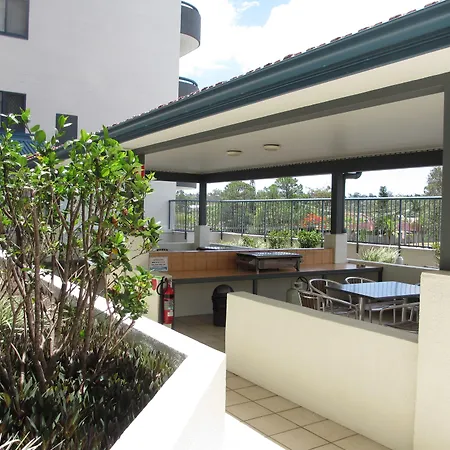 Springwood Tower Apartment Hotel-3