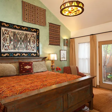 Four Kachinas Bed & Breakfast Inn-2