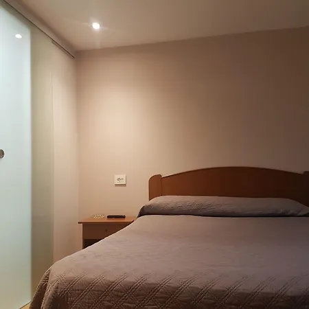 Hostal Galicia Arteixo-3