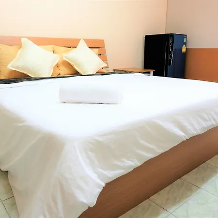 Goody Hotel-2