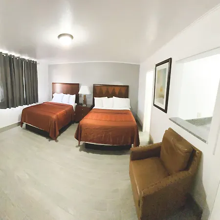 Economy Inn-3