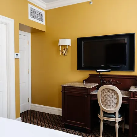 The Lafayette New Orleans By Kasa Living-3