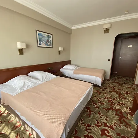 Hotel Monopol-3