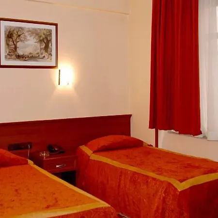 Hotel Monopol-2