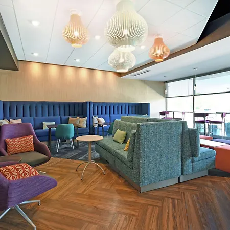 Tru By Hilton Grand Rapids Airport-3