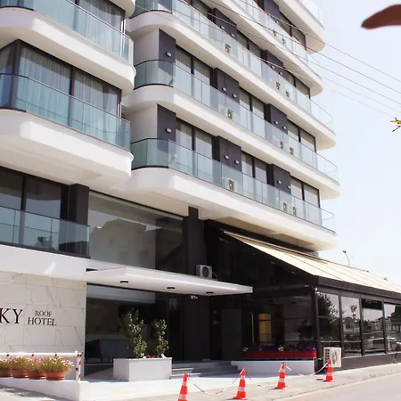 Sky Roof Hotel-2