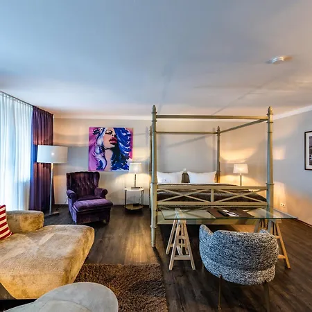 Thehotel At Lippischer Hof-3