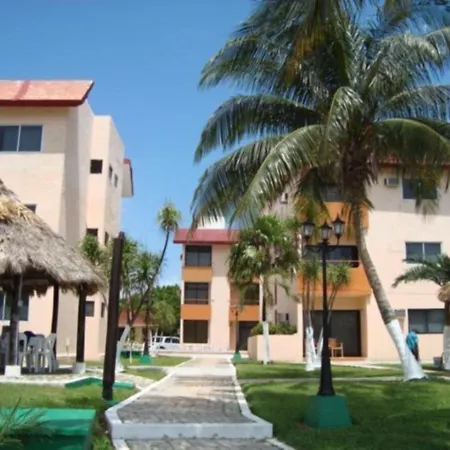 Grand Royal Lagoon-3