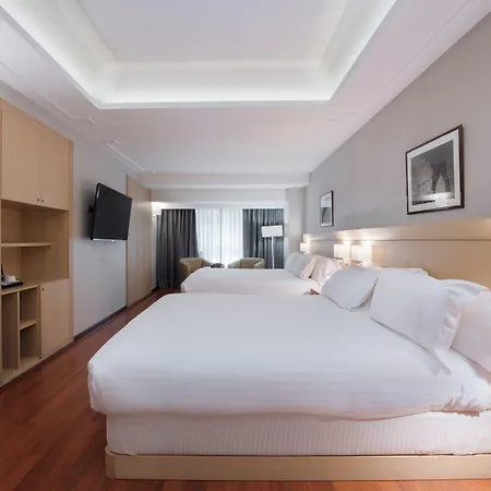 Suites Plaza Hotel & Wellness-3