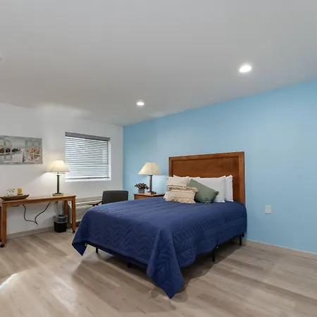 Extended Stay Gun Barrel City-2