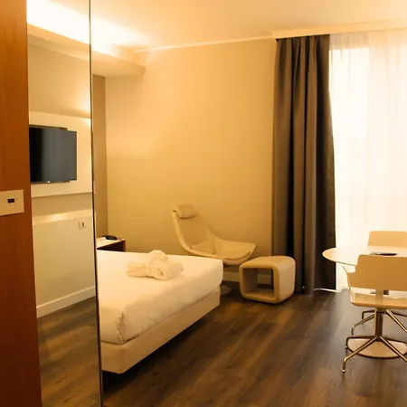 Best Western Mirage Hotel Fiera-3