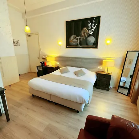 Hotel Dordrecht-3
