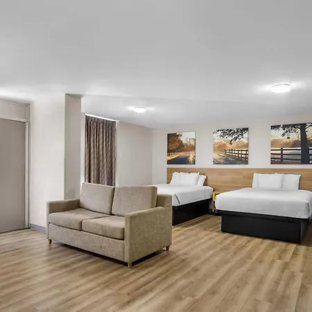 Days Inn By Wyndham Adel I-75-3