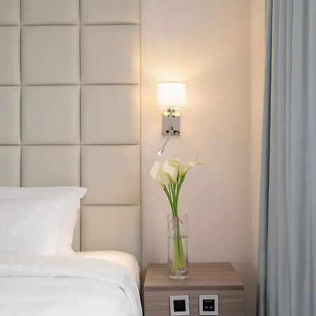 Panda Hotel-3