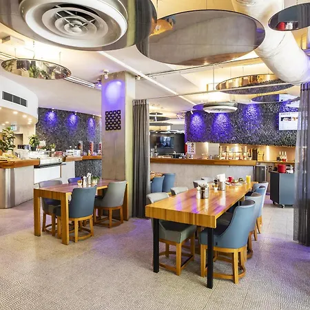 Metro Hotel Perth City-2