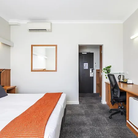 Metro Hotel Perth City-3