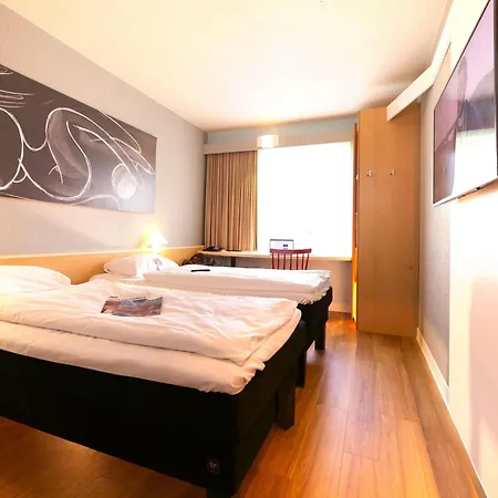 Ibis Koeln Messe-3