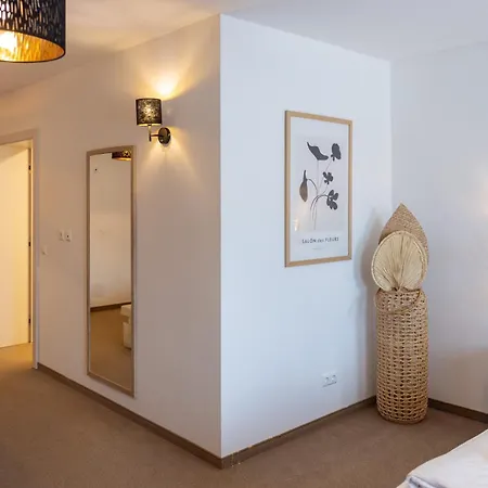 Casa Plus - Rooms & Apartments-2
