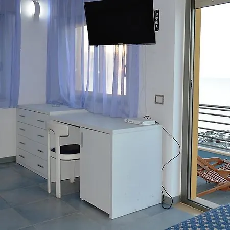 CapoNettuno Hotel Frontemare-2