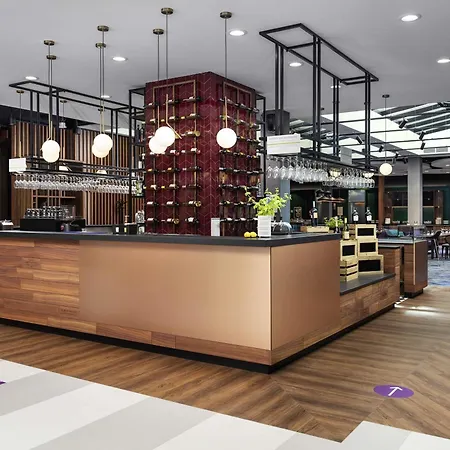 Mercure Warszawa Ursus Station-2