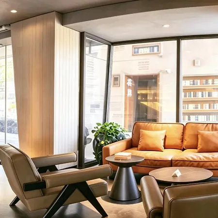 Hansen Hotel-2