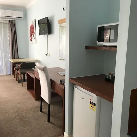 Springwood Motor Inn-2