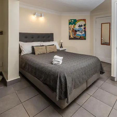 De Blasis Budget Rooms-3