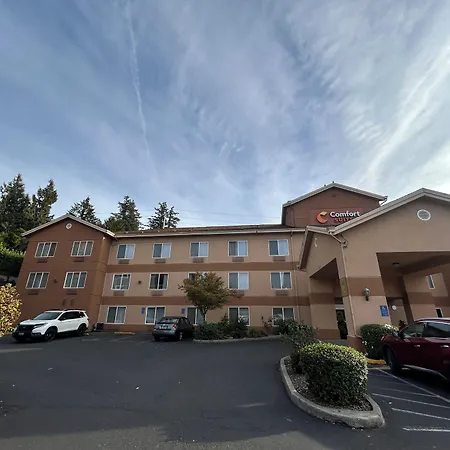 Comfort Suites Portland Southwest-2