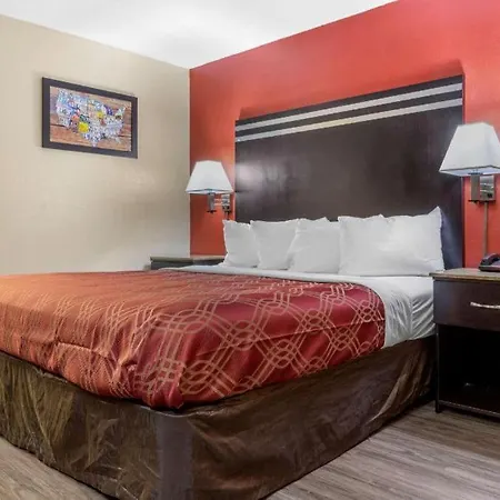 Econo Lodge Columbia Fort Jackson-3