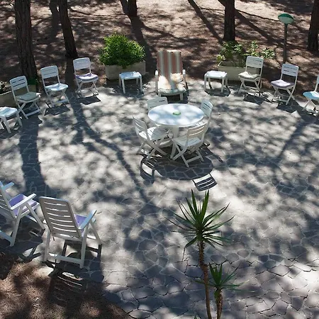 Hotel Villa Nettuno-3