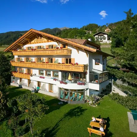 Hotel Garni Alpenhof-2