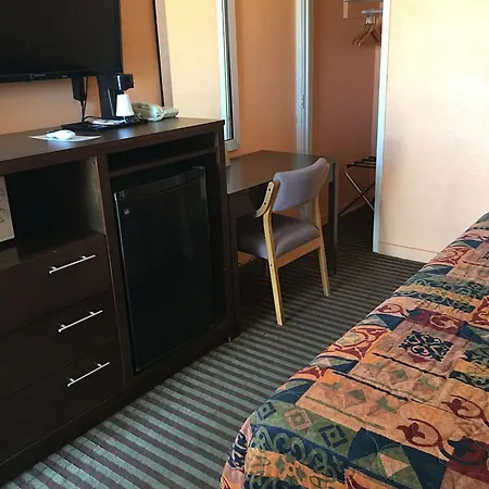 Westerner Motel-2