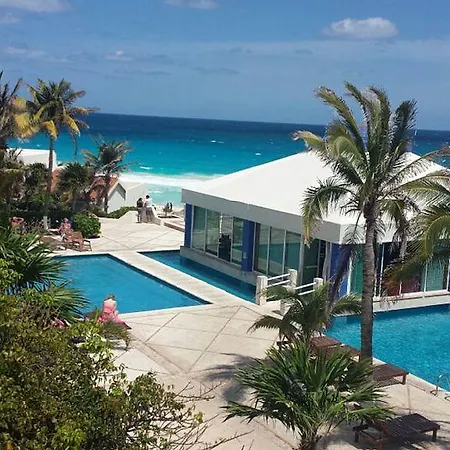 Cancun Beach Aparthotel By Solymar-2