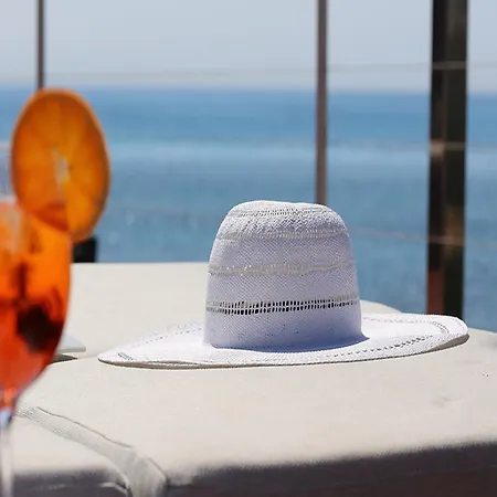 Cap Vermell Beach Hotel-3