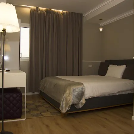 Lenis Hotel-2