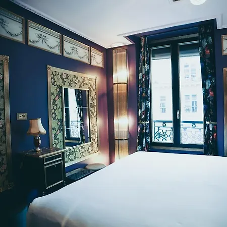 La Mondaine-3