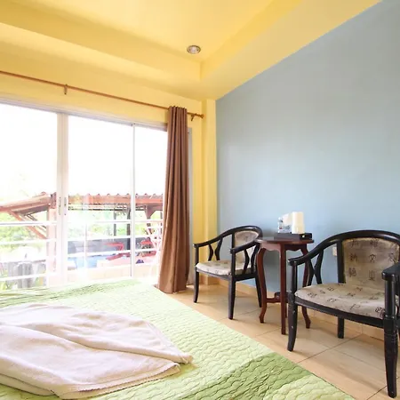 Baan To Guesthouse-2