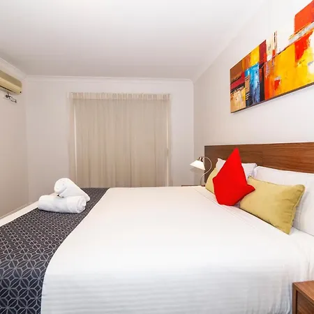 Amazing Accommodations: St Kilda-2