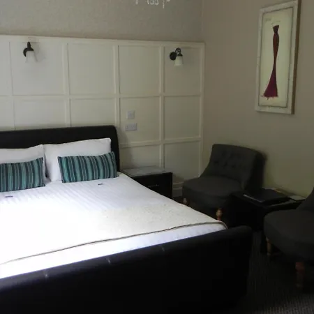 Pearse Lodge-3