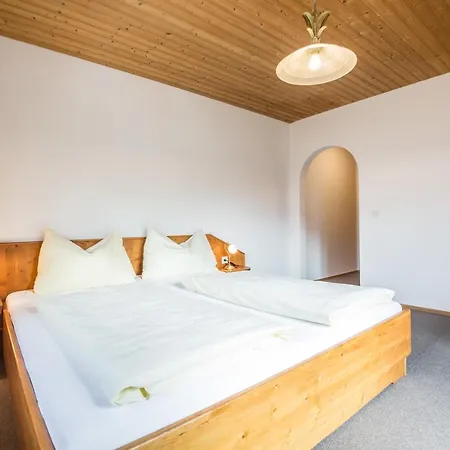 Haus Alpenland-2