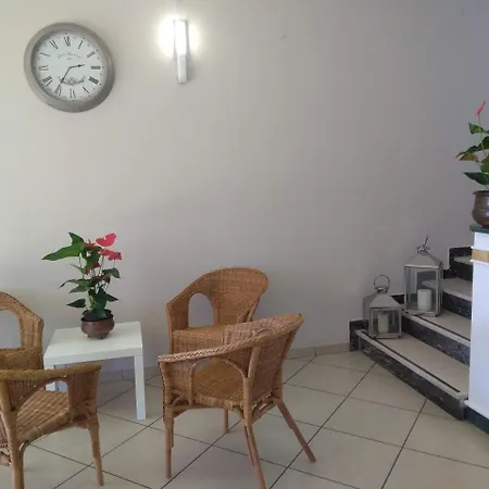 Hotel La Bella Vita-3