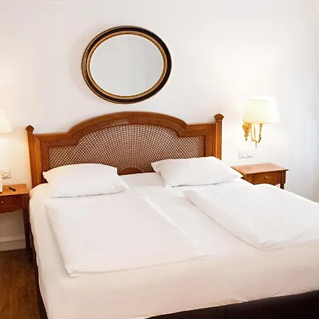 DORMERO Hotel Halle-2