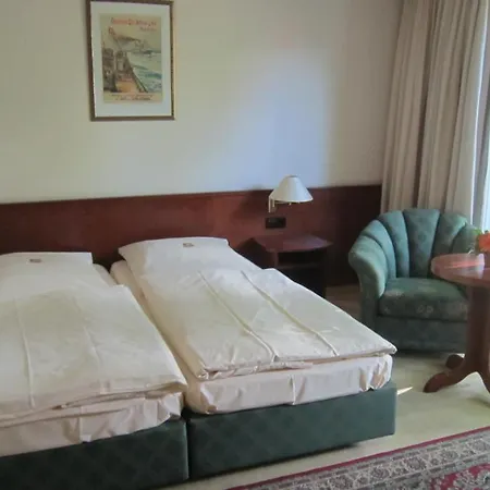 Hotel Bergedorfer Hoehe-2