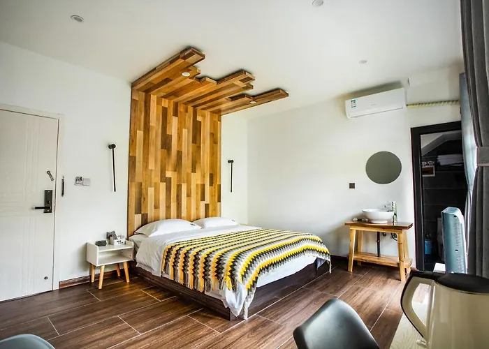 Beihai Silver Beach Yintai Time Seaview Villa Hotel