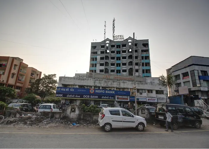 Hotel Jay International